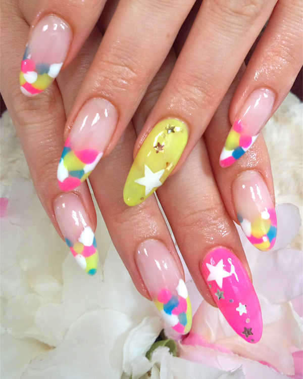 ポップ系ネオンカラー